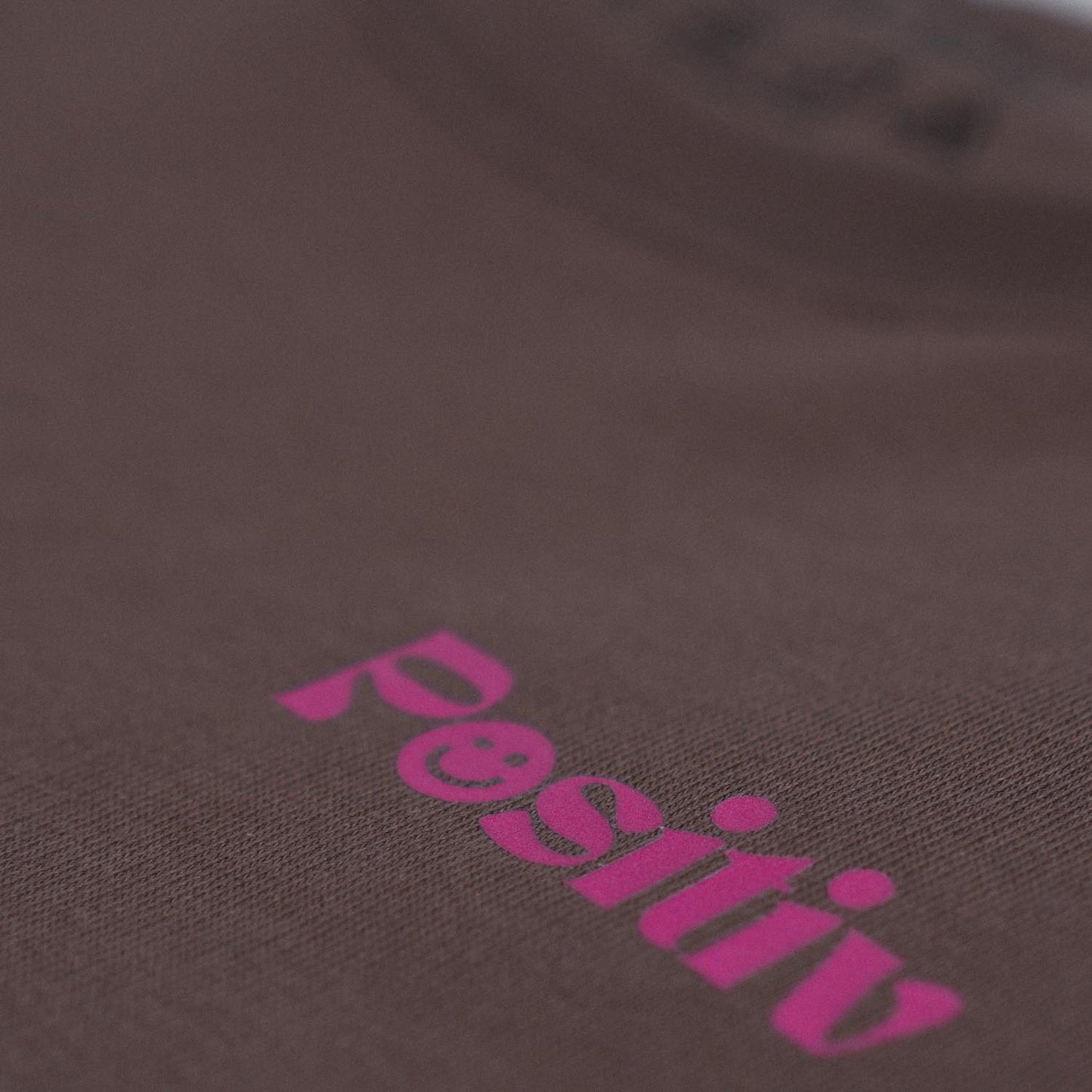 Positiv. Crewneck in Cappuccino.